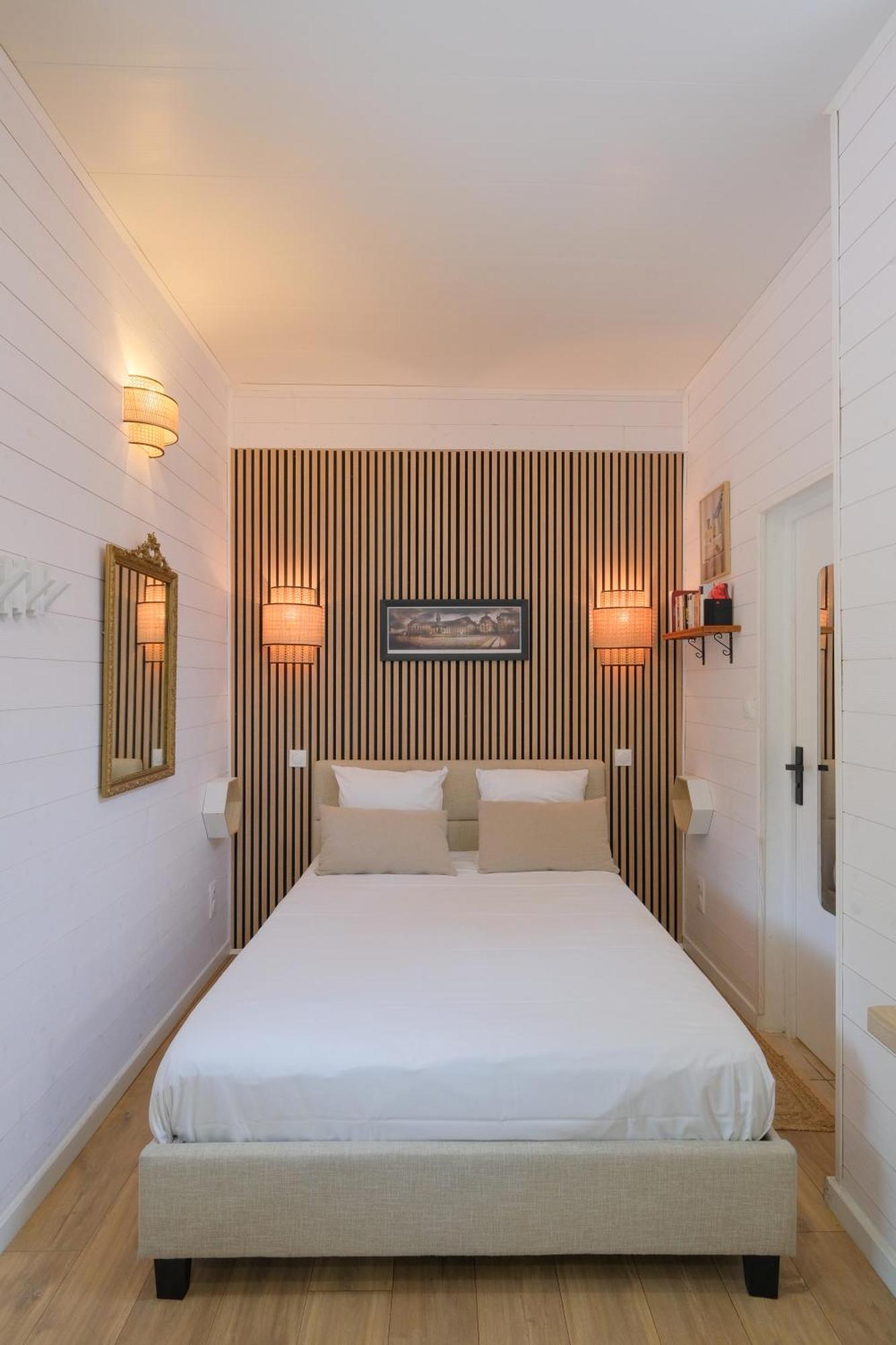 Les Suites D'Alienor, Suite Jasmin Пессак Экстерьер фото